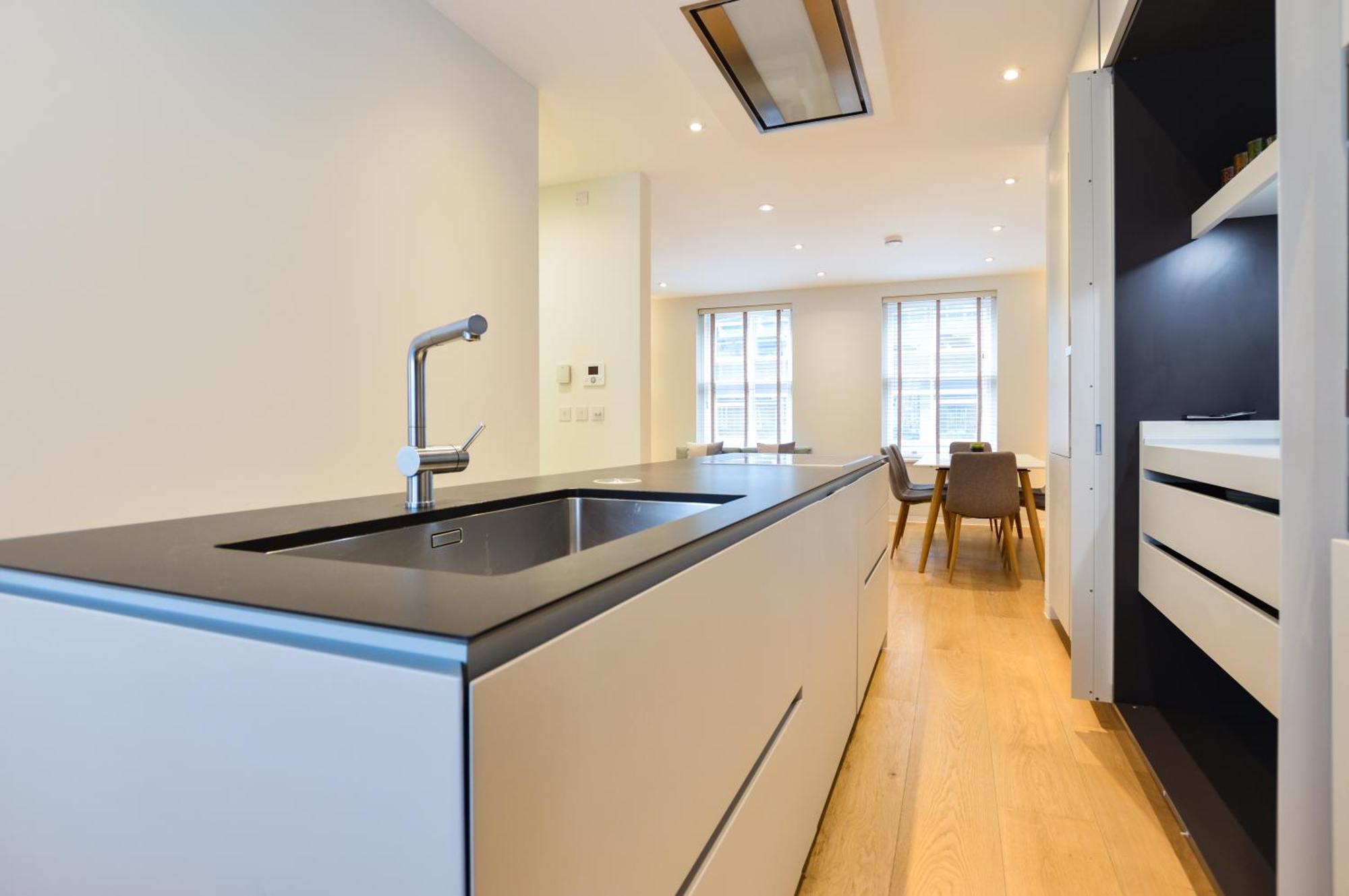 Noho 132 Serviced Apartments By Concept Apartments Лондон Екстер'єр фото